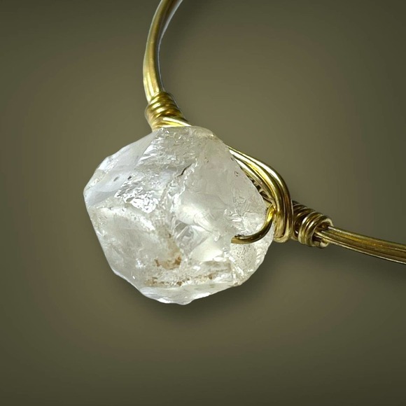 Bourbon and Bowties Bangle Clear Gemstone Gold Plated Copper Wire Signed - Picture 7 of 8